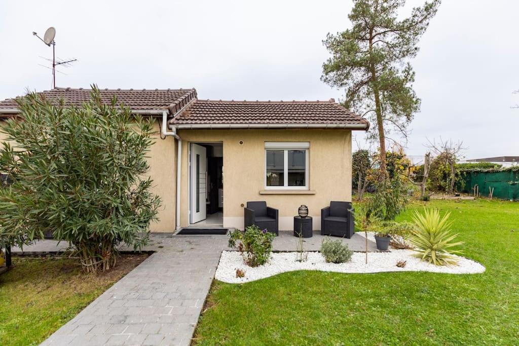 Independent House With Garden - Airport Cdg And Exposition Center Of Villepinte Sevran Exterior photo